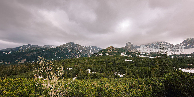 Kasprowy Wierch，波兰塔特拉山脉。波兰风景摄影，旅游概念照